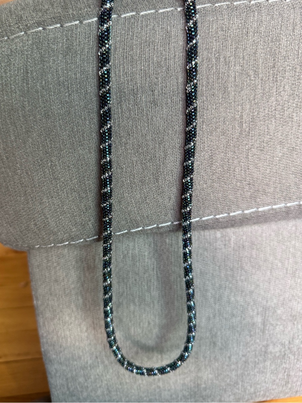 Beaded rope necklace - Picture 3 of 11